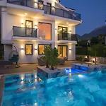 Villa Carya Oeluedeniz *
