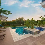 Carya Oeluedeniz ヴィラ